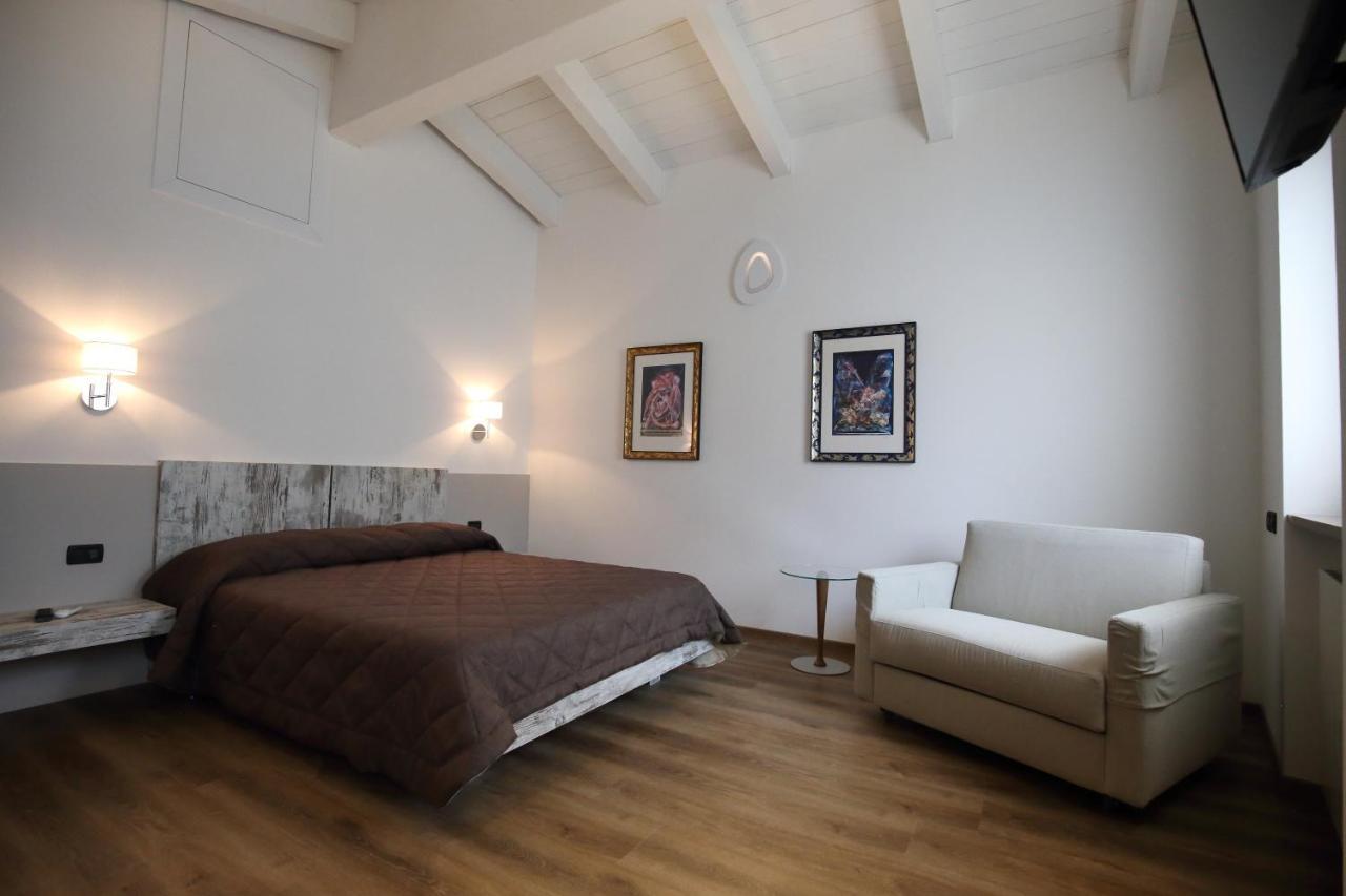 Albergo Antica Locanda クルゾーネ エクステリア 写真